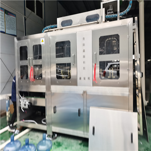 安顺灌装机的关键结构与工作流程