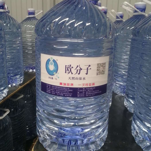 安顺桶装水生产设备的组成部分及主要特点介绍